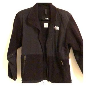 North Face “Denali” black fleece - size small
